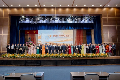 ​​Hội nghị đại biểu viên chức, người lao động UEH năm 2026 và Lễ vinh danh UEH Awards: Thống nhất hành động - Lan tỏa giá trị - Kiến tạo giai đoạn phát triển mới