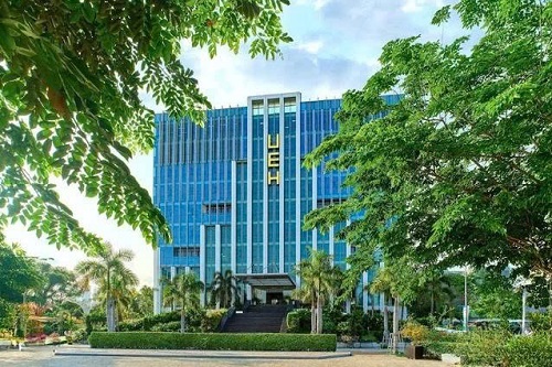 30% cử nhân Đại học Kinh tế TP.HCM làm việc cho doanh nghiệp nước ngoài