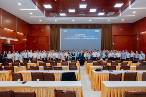 Lễ Bế giảng và trao chứng chỉ Khóa đào tạo Cán bộ quản lý Cấp 4 - EVNHCMC 2026 - Tổng công ty Điện lực TP. Hồ Chí Minh 