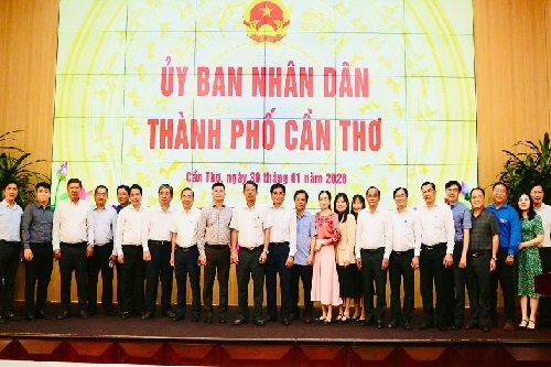 Cần Thơ mở rộng hợp tác với Đại học Kinh tế TP Hồ Chí Minh