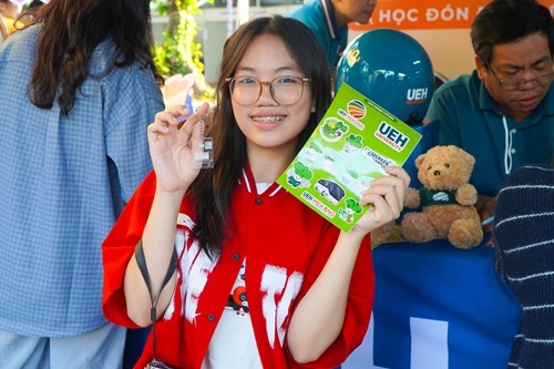UEH tại Ngày hội Tư vấn tuyển sinh – hướng nghiệp Cần Thơ 2026: Giải mã 82 chương trình đào tạo đa ngành – đa lĩnh vực của UEH