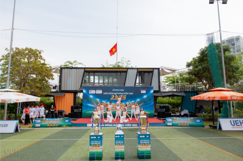 Sôi động Lễ khai mạc Giải bóng đá sinh viên Trường Tươi Group - UEH League 2026: Những pha bóng đầu tiên mở màn cuộc đua tìm nhà vô địch