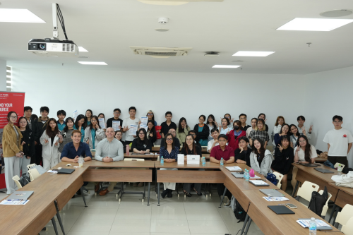 Workshop “Decoding Customer Behaviour”: Khai phá hành vi khách hàng từ dữ liệu đến quyết định
