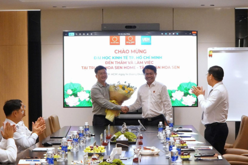 Đại học Kinh tế Thành phố Hồ Chí Minh và Tập đoàn Hoa Sen tăng cường kết nối, thúc đẩy hợp tác đào tạo nguồn nhân lực chất lượng cao