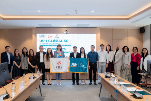 Thúc đẩy hợp tác học thuật và đổi mới giáo dục giữa City St George’s, University of London và UEH