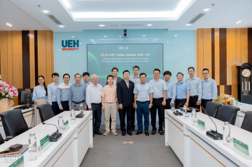 UEH và Trung tâm Quản lý Giao thông công cộng Thành phố Hồ Chí Minh ký kết hợp tác, thúc đẩy bền vững và phát triển nguồn nhân lực đô thị 