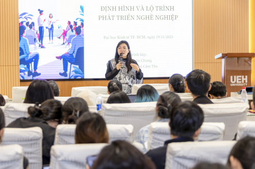 Gần 700 chuyên gia, lãnh đạo doanh nghiệp giảng dạy tại Đại học Kinh tế TPHCM