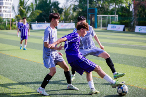 [Trường Tươi Group - UEH League 2026] [Bóng đá Nam] Vòng 3: Thế trận bùng nổ, cuộc đua dần nóng lên