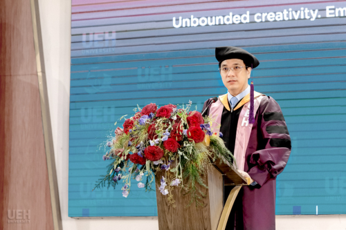 PGS.TS Bùi Quang Hùng được bổ nhiệm làm Giám đốc Đại học Kinh tế Thành phố Hồ Chí Minh