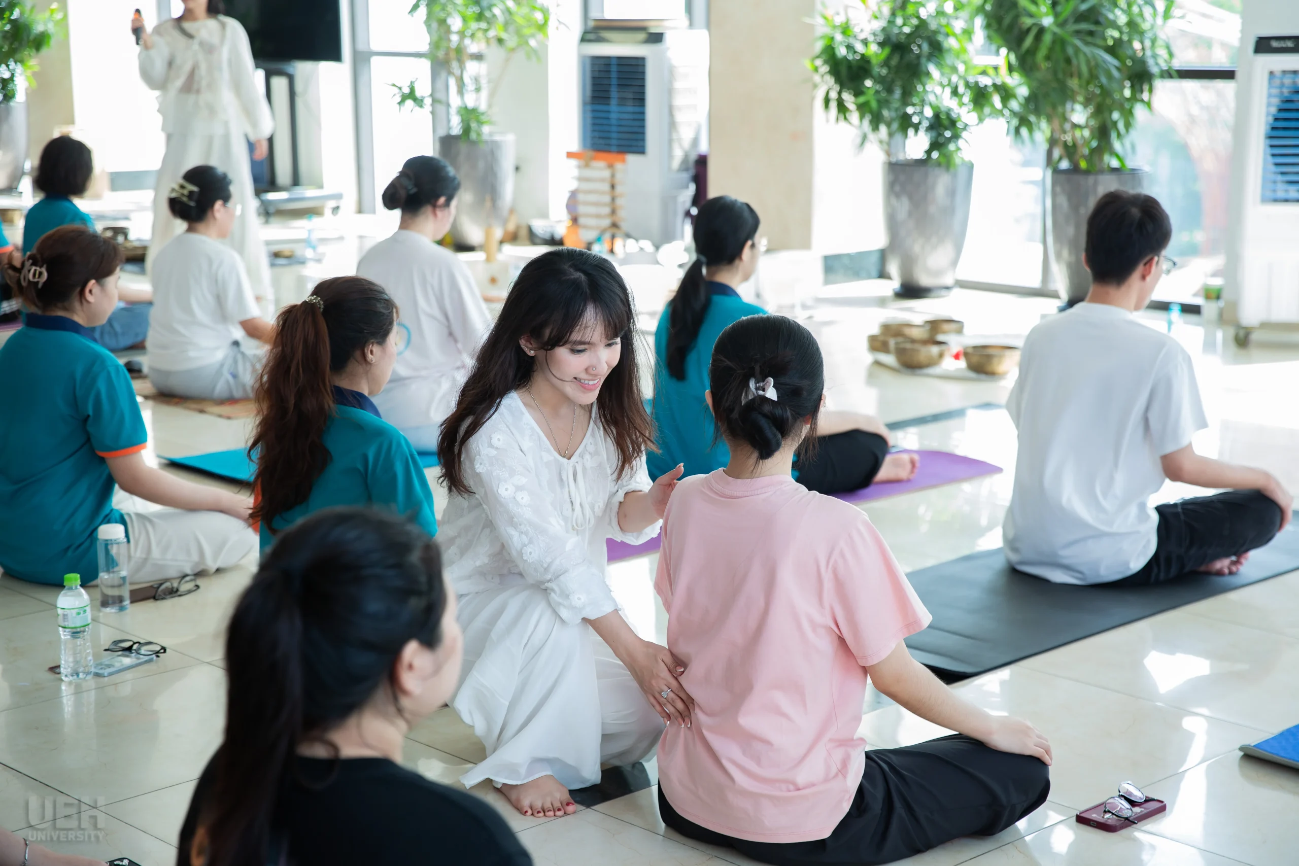 Chăm sóc sức khỏe thể chất và tinh thần cho sinh viên UEH cùng Thiền, Thiền Chuông