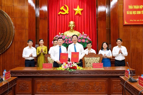 UEH và UBND tỉnh Đồng Tháp ký kết hợp tác giai đoạn 2026 - 2030: Tăng cường hợp tác phát triển nguồn nhân lực, khoa học công nghệ và đổi mới sáng tạo