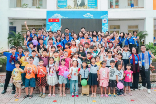 Chiến dịch tình nguyện Sinh viên Kinh tế 2026: Mặt trận TP.HCM đồng loạt tổ chức chương trình hưởng ứng Ngày cao điểm “Tự hào bản sắc – Lan tỏa nét đẹp Việt”