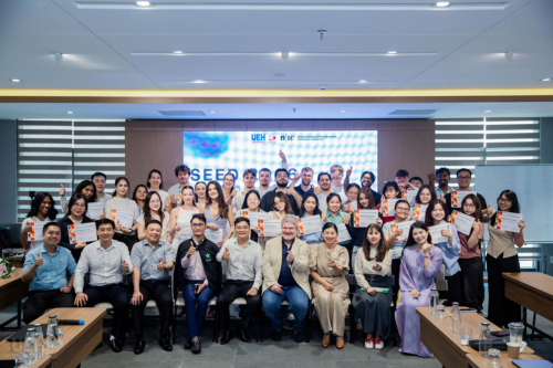 Khép lại hành trình SEED 2026: Sinh viên quốc tế đồng kiến tạo giải pháp phát triển bền vững từ thực tiễn doanh nghiệp