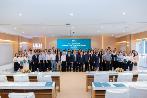 Lễ công bố và trao quyết định bổ nhiệm chức danh nghề nghiệp năm 2026