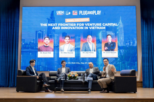 Dialogue Forum "From Vietnam to Silicon Valley: How Startups Enter Global Innovation Ecosystems" Connects Global Innovation Ecosystem with Vietnam