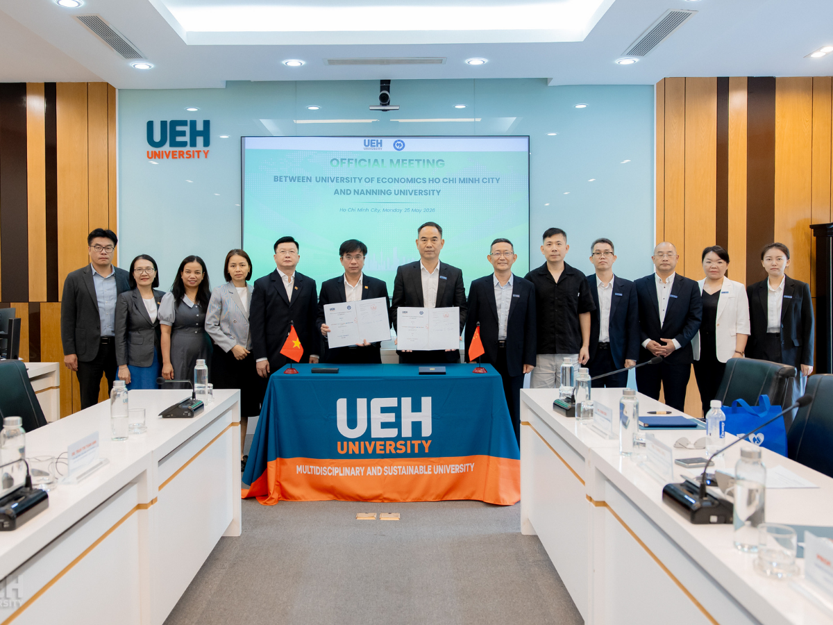 Memorandum of Understanding (MOU) Signing Ceremony between the University of Economics Ho Chi Minh City (UEH) and Nanning University (UNN), China