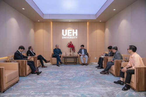 UEH Welcomes Delegation from the Embassy of France in Vietnam to Advance International Education and Research Collaboration