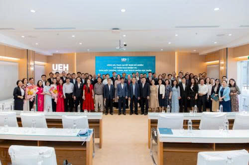 UEH Appoints and Assigns Tasks to Program Directors and Course Leaders
